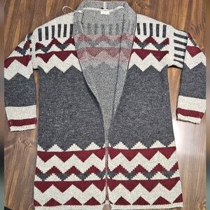 DEBUT SWEATER